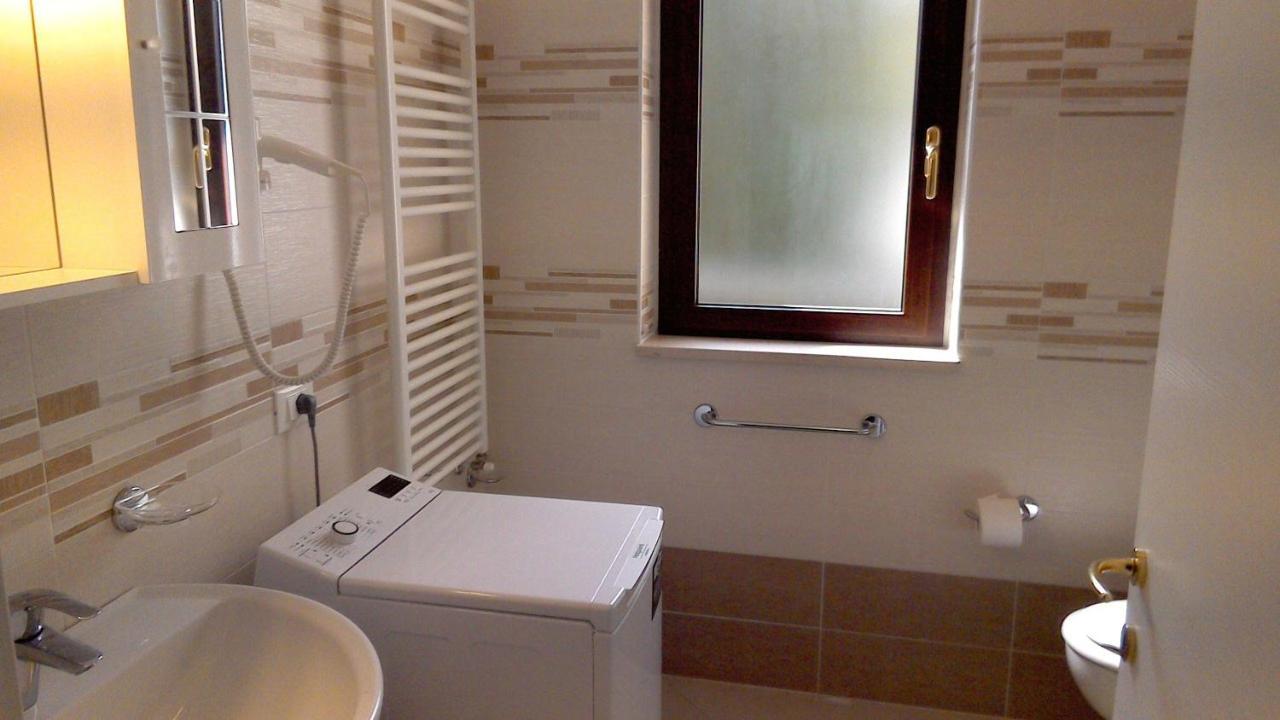 Verde Mare "Appartamenti Per Vacanze" Tortoreto Luaran gambar