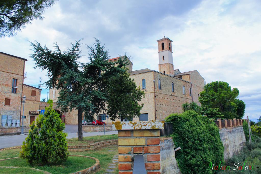 Verde Mare "Appartamenti Per Vacanze" Tortoreto Luaran gambar